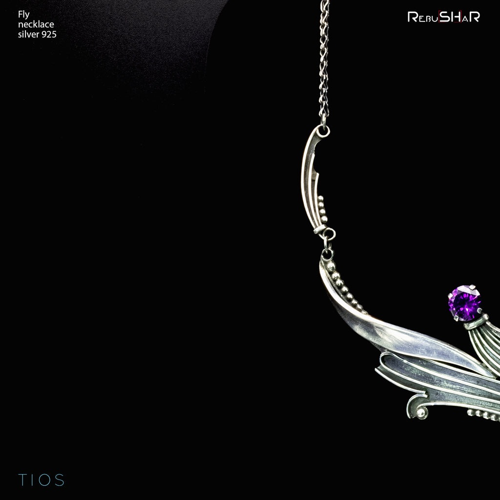 Collar de mosca