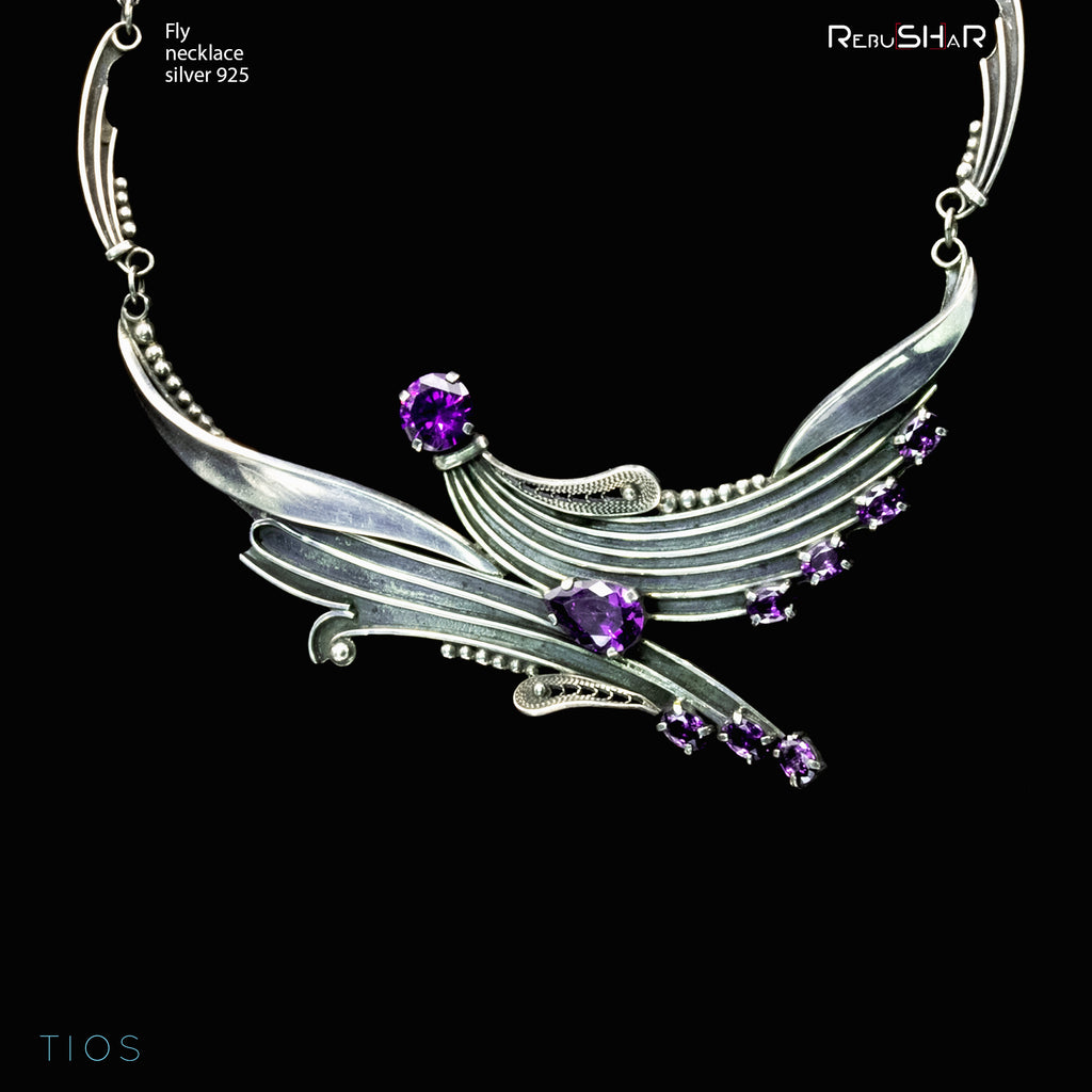 Collar de mosca