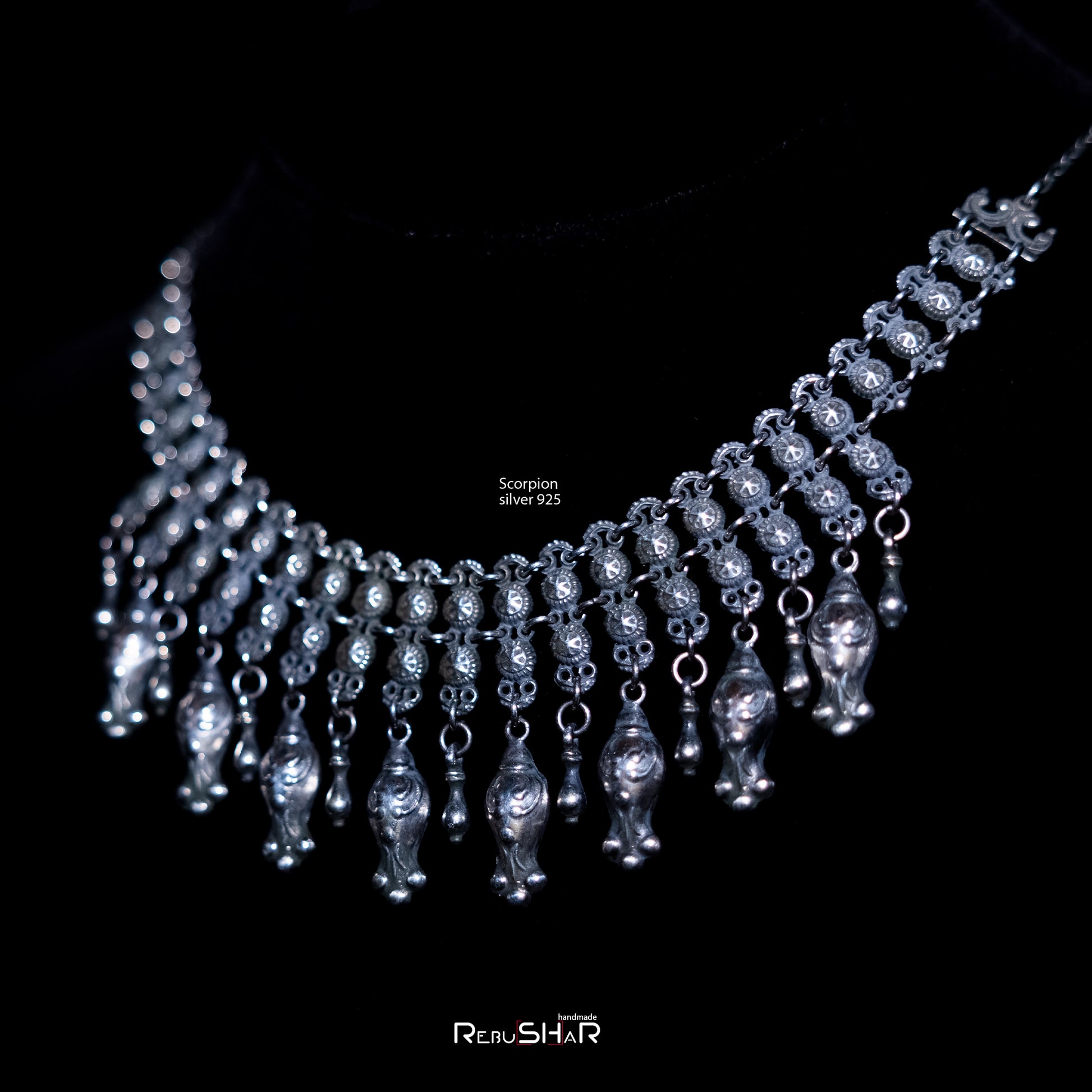 Conjunto de collar de escorpión