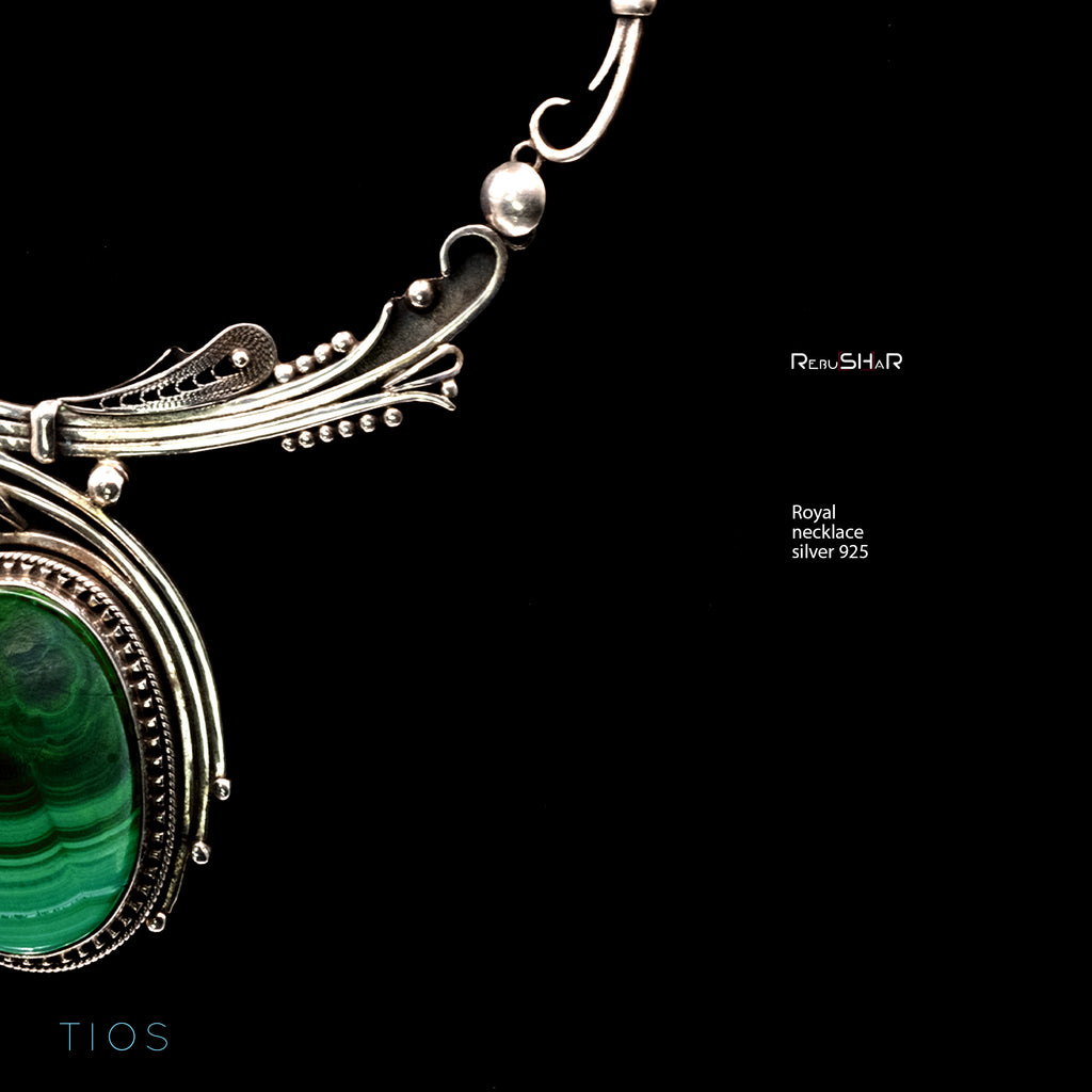 Collar real