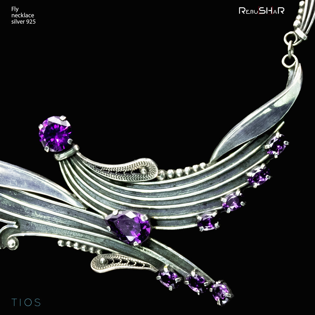Collar de mosca
